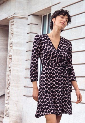CHARLENE DRESS - Denní šaty - pink