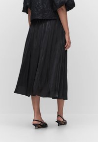 Dobber LIDA SHIMMER - A-lijn rok - black