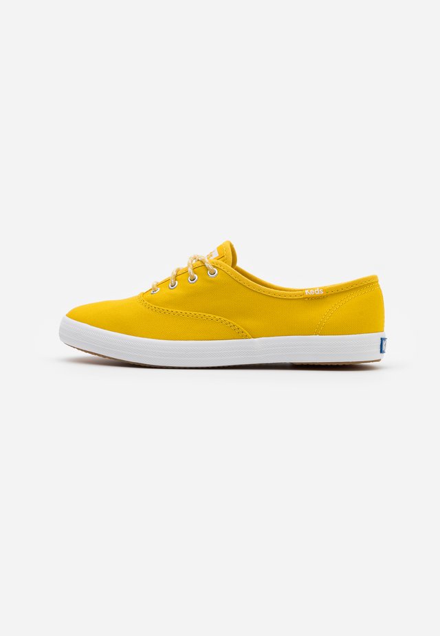 CHAMPION SEASONAL SOLIDS - Joggesko - lemon curry