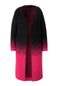 Long cardigan en dégradé noir et rose. Présente un matériau en tricot doux, une ouverture à l'avant, des manches longues, et un motif texturé au niveau de l'ourlet.
