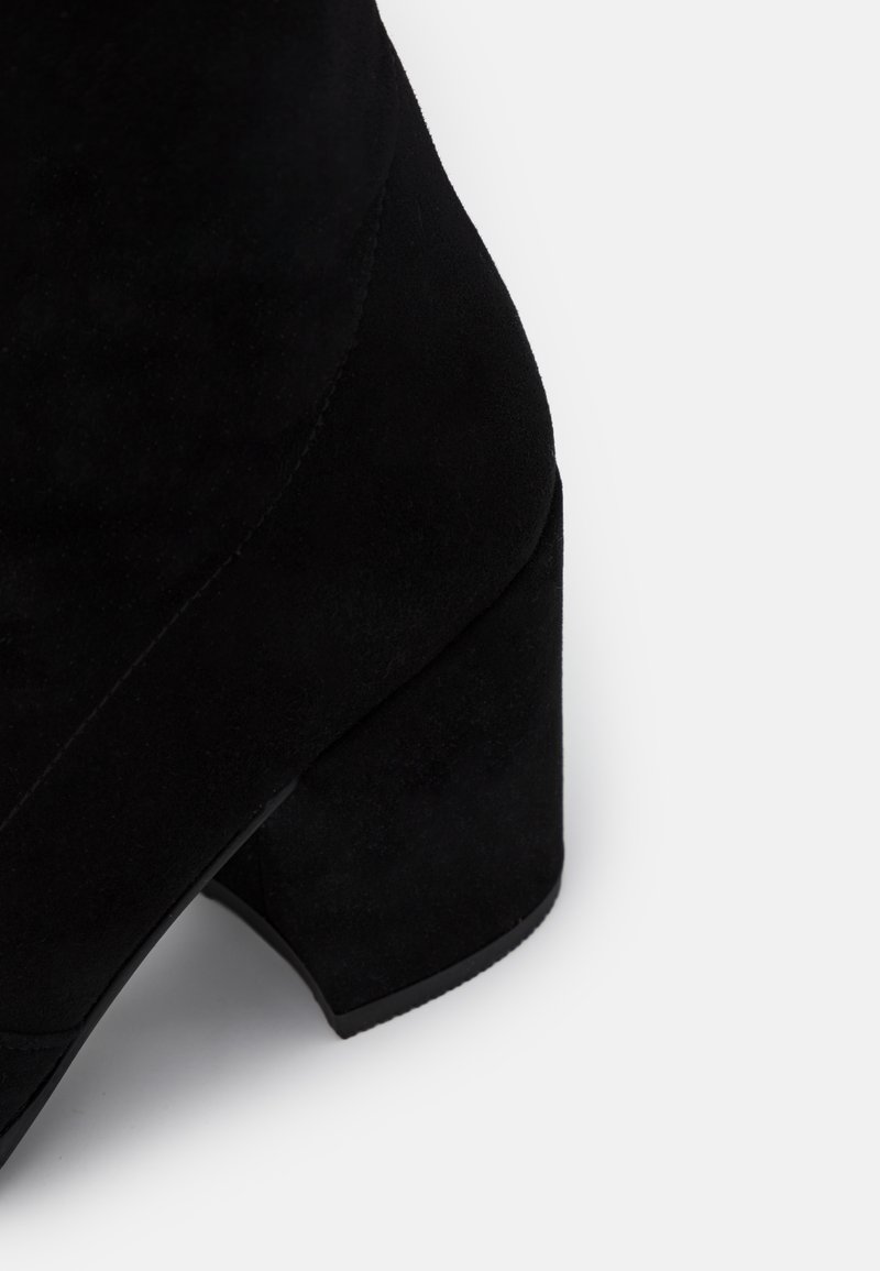 Damen Sneaker | Stuart Weitzman TIELAND Overknees black/schwarz - LV01695 Damen Sneaker | Stuart Weitzman TIELAND Overknees black/schwarz - LV01695