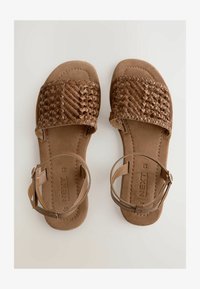 Valitud, mottled brown