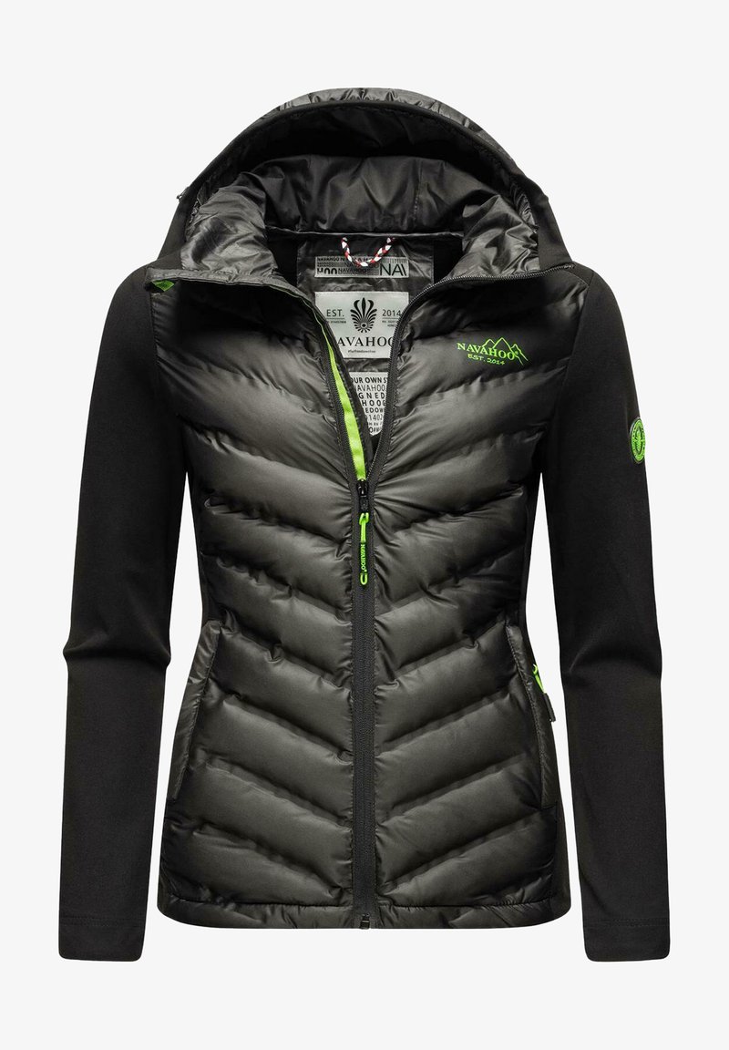 Giacca a vento nera con accenti verdi, con un design trapuntato a zigzag e maniche in tessuto nero. Con cappuccio, zip frontale e tasche.