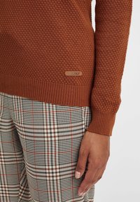 Oxmo Strickpullover - light brown