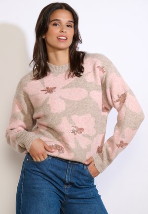 - Sweter