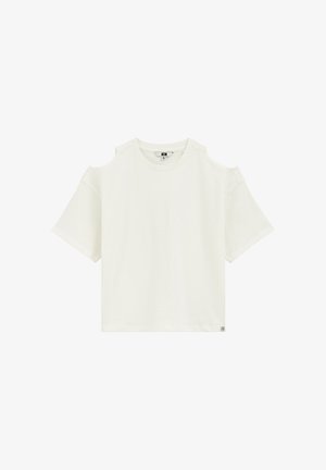 Hvid kortærmet skjorte med kolde skulderudskæringer, rund halsudskæring og en lille logomærkat nederst på kanten.