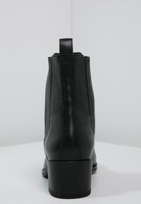Vagabond Botines - black