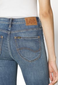 lee scarlett high jeans