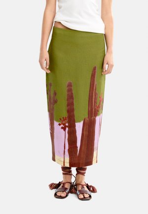 - Spódnica trapezowa