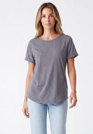 usha, - T-shirt basic
