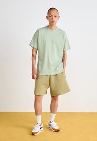 Nike Sportswear TEE - Tricou basic - jade horizon