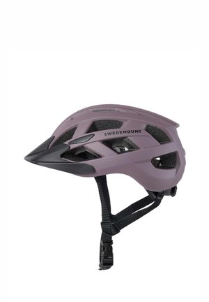Mattes lila Swedemount-Fahrradhelm mit schwarzem Visier, Belüftungsöffnungen und verstellbaren schwarzen Kinnriemen.