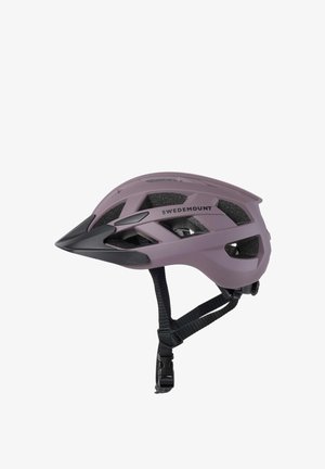 Mattes lila Swedemount-Fahrradhelm mit schwarzem Visier, Belüftungsöffnungen und verstellbaren schwarzen Kinnriemen.