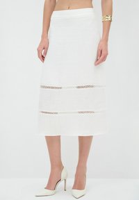 WITH STRIP DETAILS - A-lijn rok - white