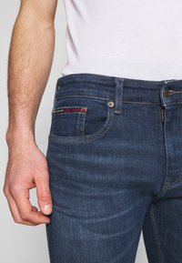 Tommy Jeans Jeans slim fit - dark-blue denim