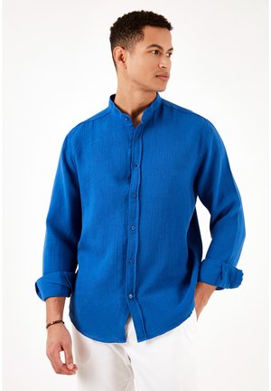 REGULAR FIT - Vapaa-ajan kauluspaita - royal blue