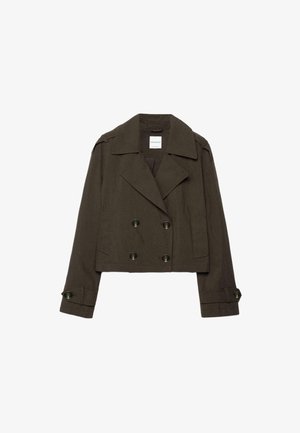 Giacca doppio petto corta di colore marrone scuro con ampi revers, polsini con bottoni ed epaulette sulle spalle.