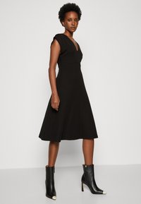 Tommy Hilfiger Robe en jersey - black