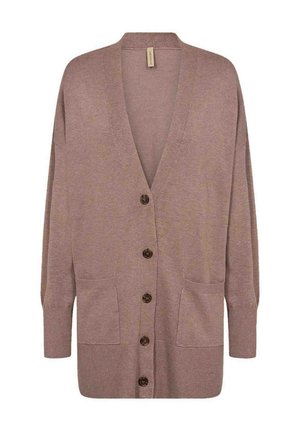 Cardigan marron avec un col en V, des manches longues et six boutons foncés sur le devant. Il dispose de deux poches avant et d'une texture douce.