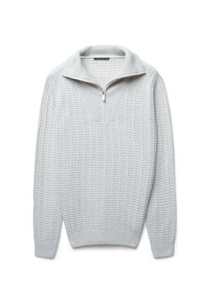 Pull en maille gris clair avec manches longues et col zippé quart, doté d'une texture côtelée et de poignets.