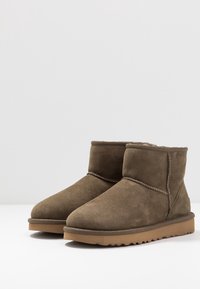 UGG Botki