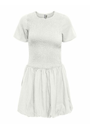 Robe blanche à manches courtes avec corsage ajusté texturé et jupe froncée à ourlet boule, fermeture éclair au niveau de l'encolure arrière.