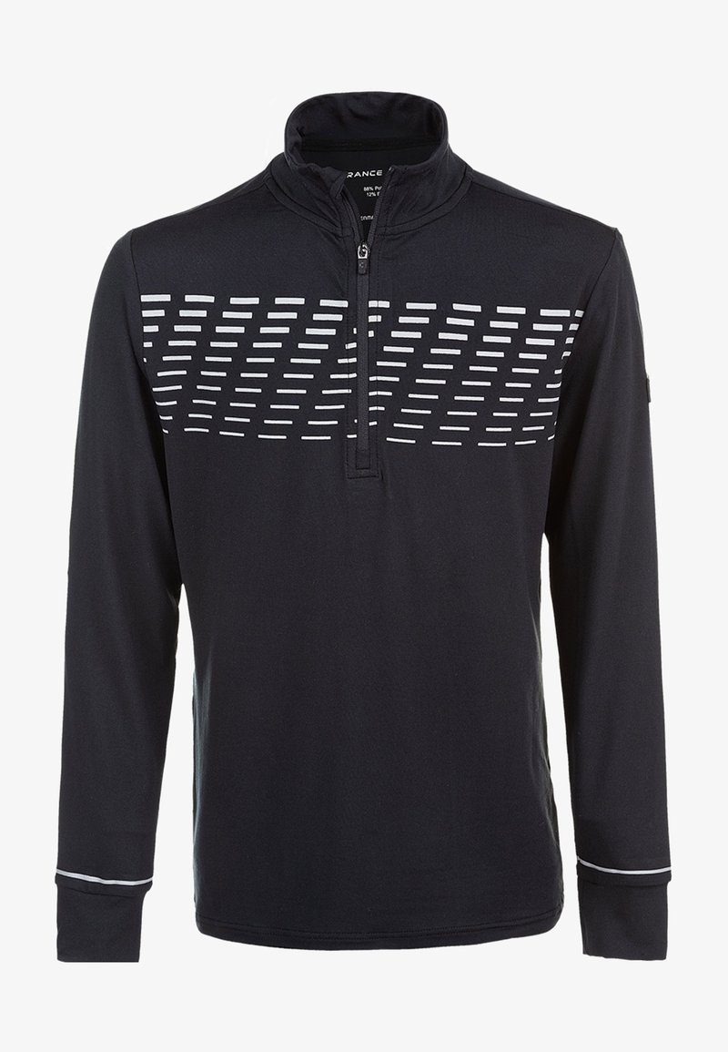 Sort langærmet pullover med halv lynlås, der har hvide vandrette striber over brystet og en stående krave.