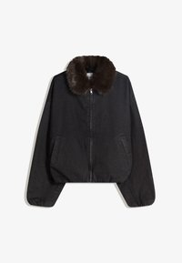 Ausgewählt, black