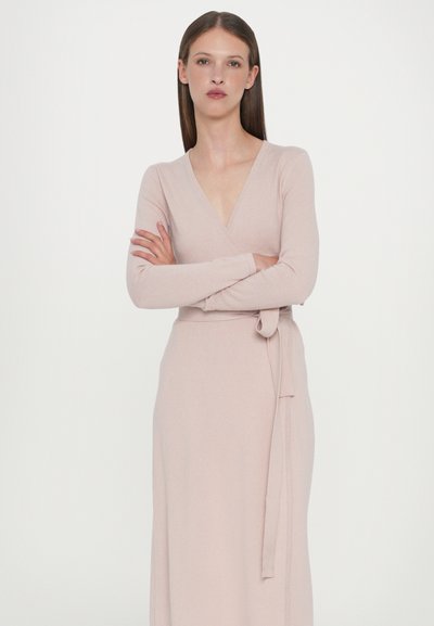 Diane von Furstenberg ASTRID WRAP DRESS - Svetríkové šaty - bare