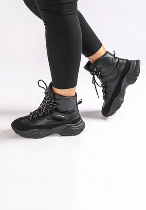 Ed Hardy, Baskets montantes - black