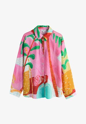 Košeľa na gombíky s dlhými rukávmi a farebným tropickým potlačou zobrazujúcou palmy, listy a abstraktné tvary v ružovej, zelenej, žltej a modrej farbe.