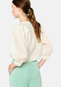 LolaLiza WITH MACRAMÉ DETAIL - Bluse - white