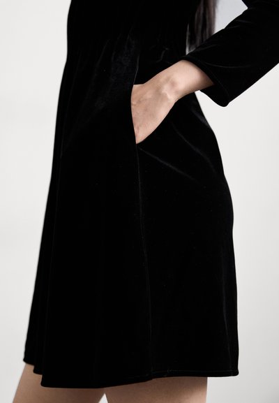 Emporio Armani VESTITO - Cocktailkjole - nero