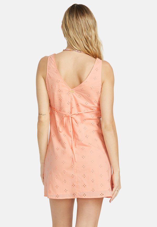 FEELING LOVELY - Beach accessory - peach kiss4