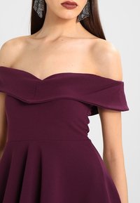 Missguided Robe de soirée - purple