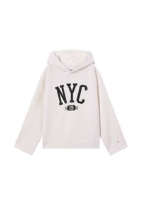 Sudadera blanca con un gran gráfico negro "NYC 192" en la parte delantera. Presenta una capucha con cordón y mangas raglán. Textura de tela suave.
