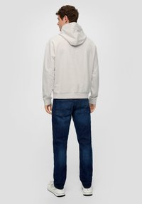 QS Hoodie - hellgrau