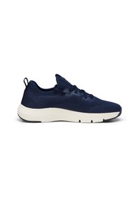 Scarpa da ginnastica blu navy in maglia con lacci, suola imbottita bianca, design con caviglia bassa e linguetta sul tallone.