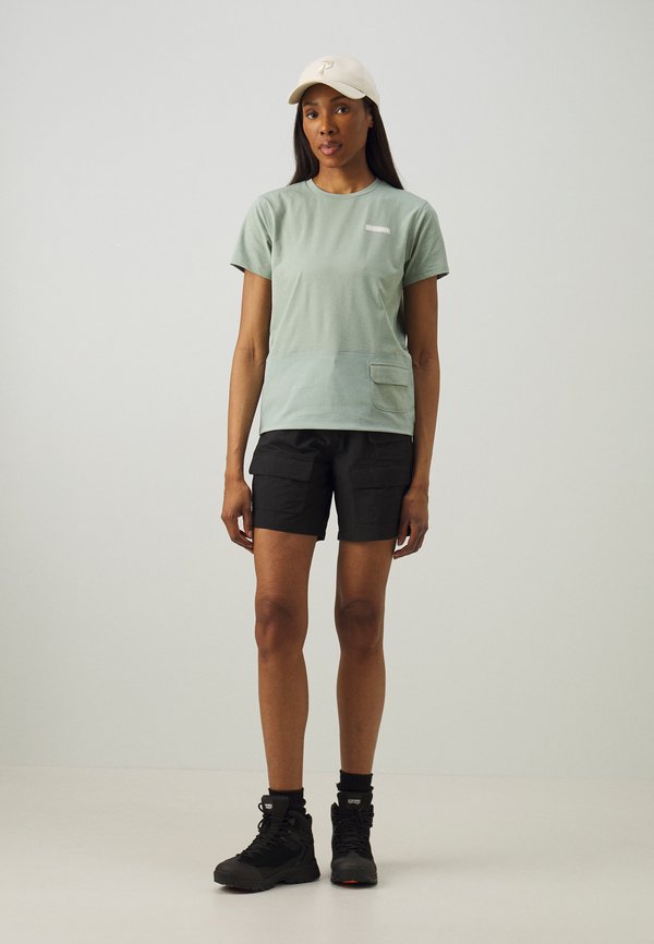 YOLAND - Basic T-shirt3