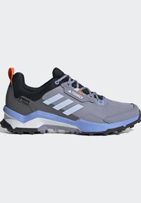 Adidas Terrex Trekingové boty - silver violet blue dawn core black