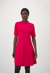 HUGO NEDESI - Džersejové šaty - bright pink