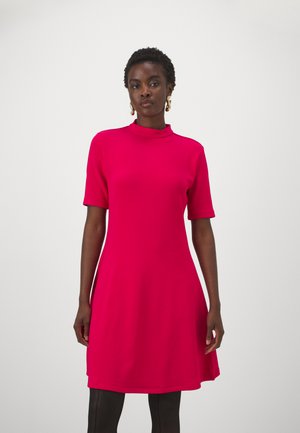 NEDESI - Trikotaažkleit - bright pink