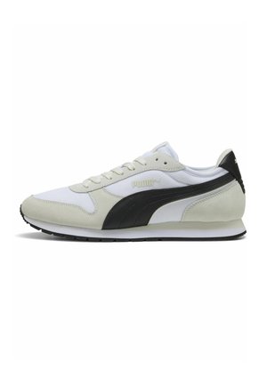 - Sneakersy niskie