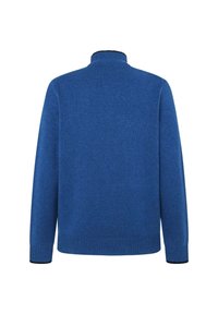 Jersey azul de punto con un cuello alto, puños acanalados y dobladillo. La tela parece suave con una textura uniforme y sin patrones visibles.