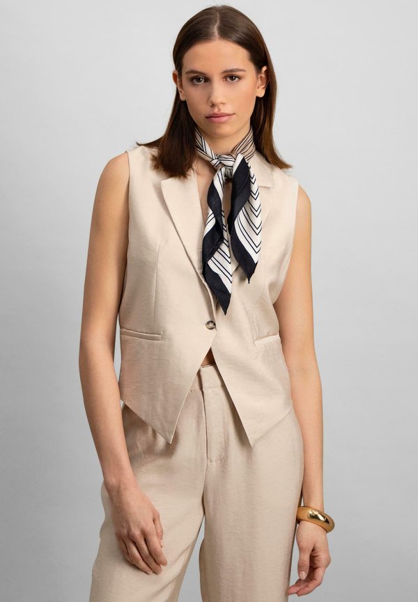 SOFTTOUCH - Weste - sand