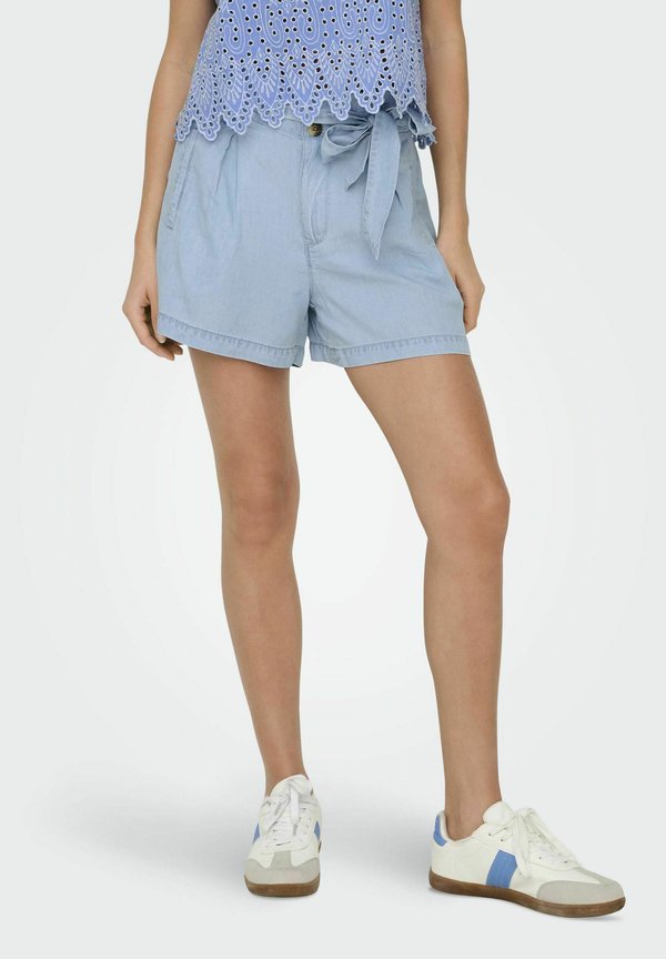 CHARIS LIFE HW CC WVN - Denim shorts