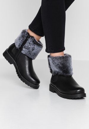 s.Oliver Snowboot/Winterstiefel - black