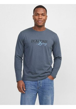 Jack & Jones, LONGSLEEVED T-SHIRT PLUS SIZE LONGSLEEVED T-SHIRT - T-shirt à manches longues - turbulence
