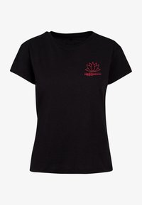 Selected, black