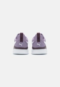 Puma ANZARUN LITE - Utcai futócipők - pale plum/white/midnight